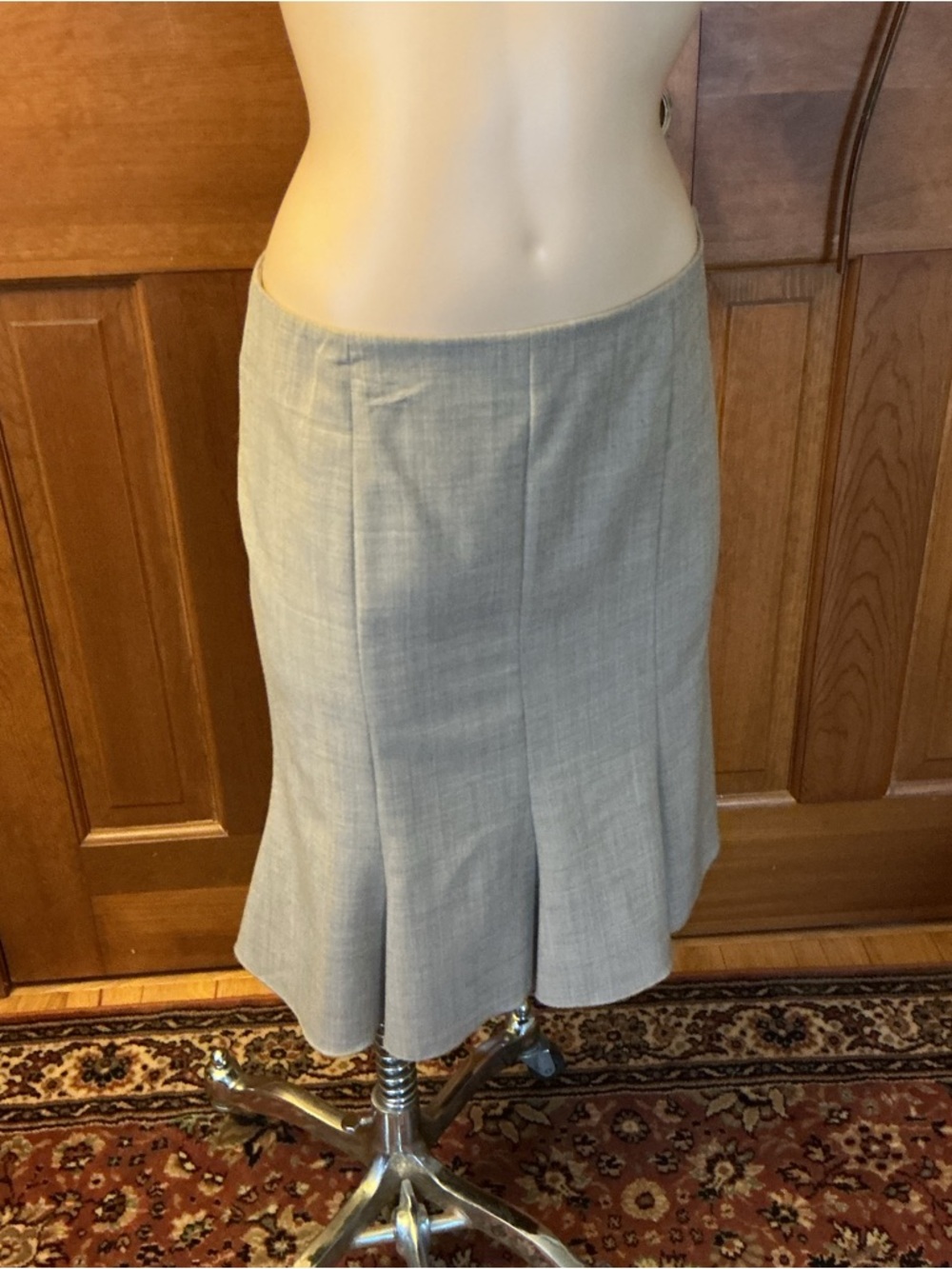 IDeology Light beige Women's 8 panel trumpet skirt.